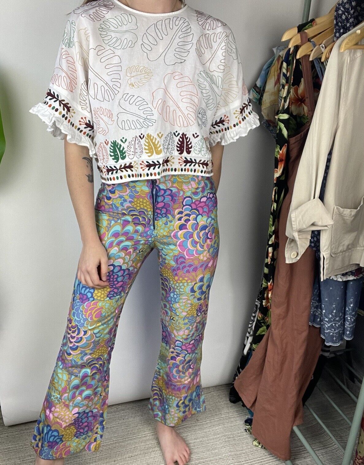 Vintage 70s Handmade XS 6-8 Multicoloured 70s Patterned Cropped Flares