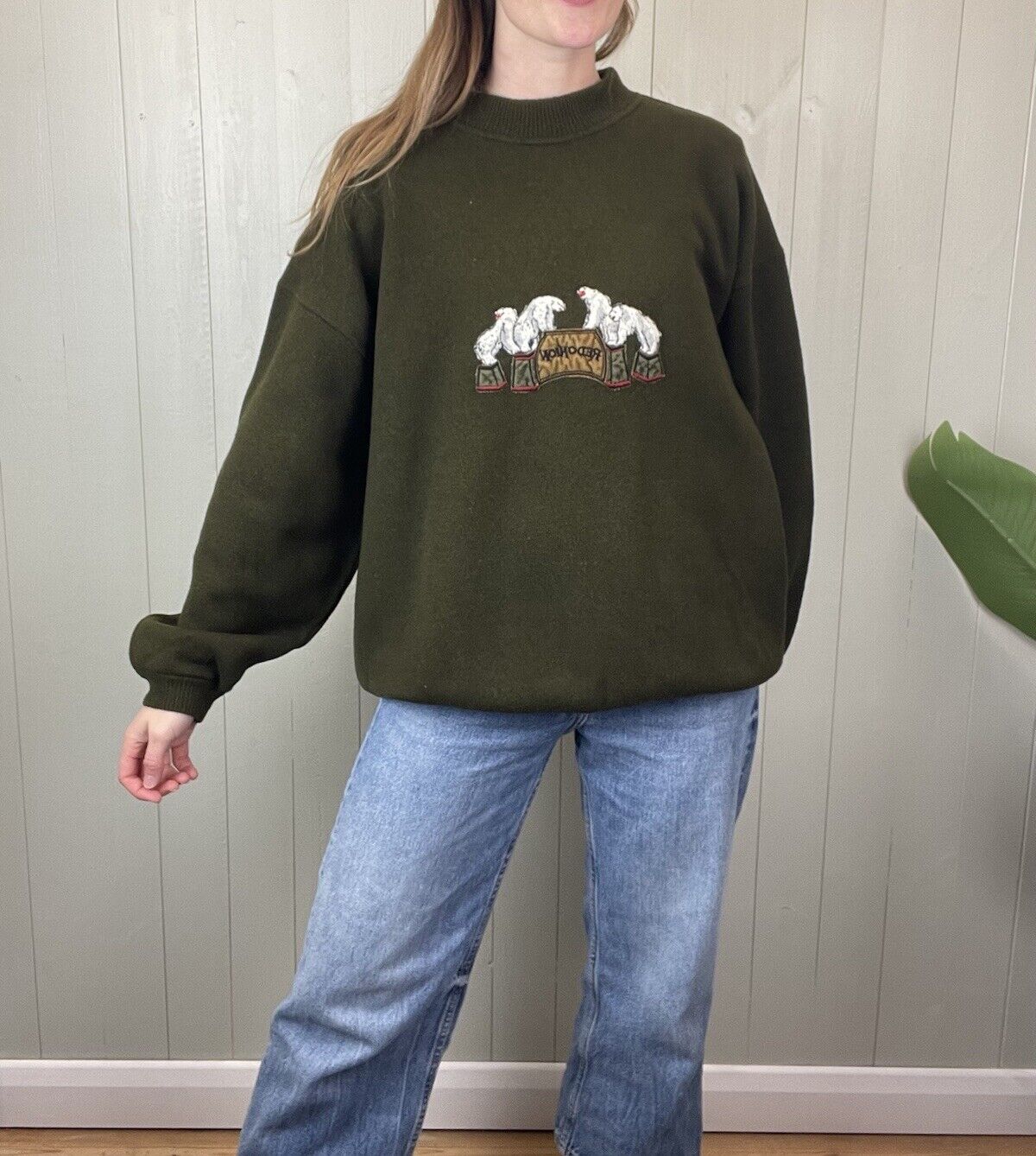 Vintage Size 2XL 14-22 Khaki Green Bear Embroidered Knit Jumper