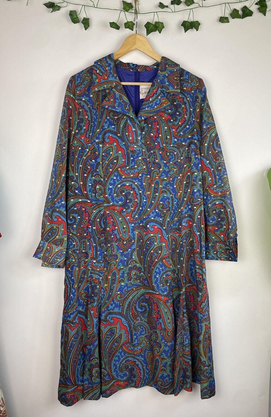 Vintage 70s Size L 12-14 Blue Paisley Collared Shift Dress Golden Schmitt