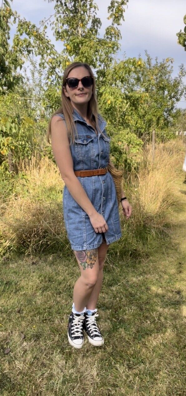 Vintage Size S 8-10 Blue Denim Sleeveless Button Down Dress Rifle